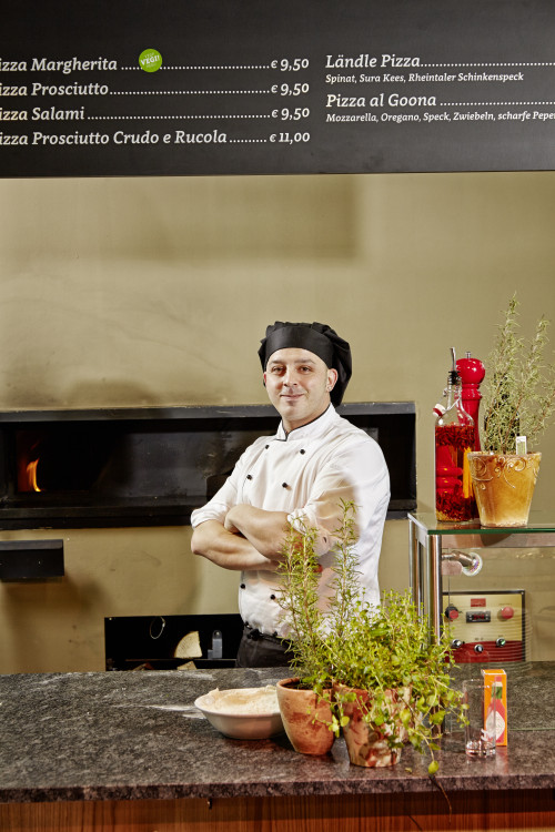 Pizzaiolo aus Neapel