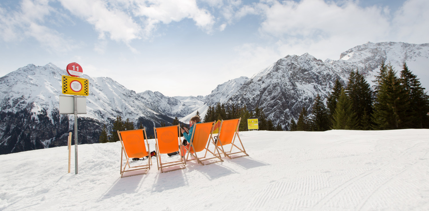 Goona Außen Sonnenterrasse Skipiste